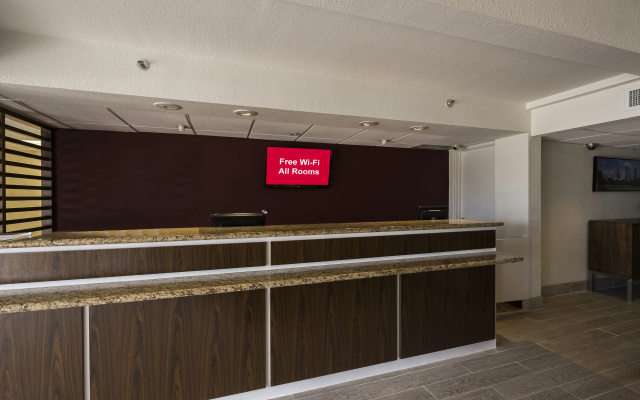 photo 2 of Red Roof Inn PLUS+ Houston - Energy Corridor