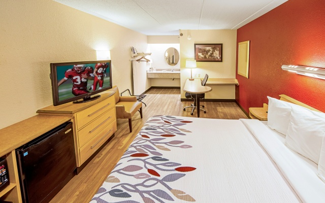 photo 5 of Red Roof Inn Huntington