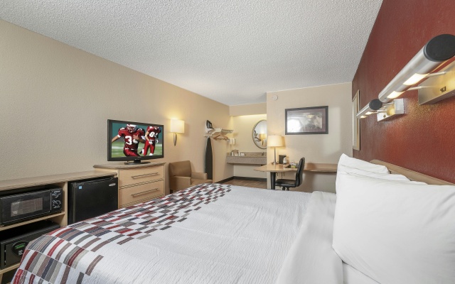 photo 4 of Red Roof Inn Indianapolis South