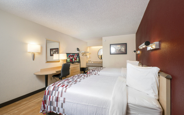 photo 4 of Red Roof Inn Louisville Fair and Expo
