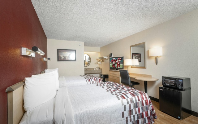 photo 5 of Red Roof Inn Louisville Fair and Expo