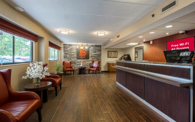 photo 2 of Red Roof Inn Milford - New Haven