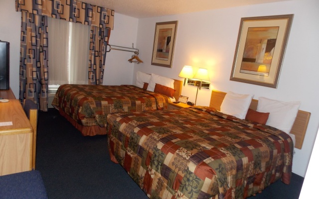 photo 2 of Norwood Inn and Suites - Roseville