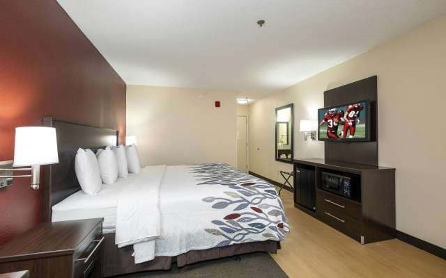 photo 5 of Red Roof Inn Raleigh Southwest - Cary