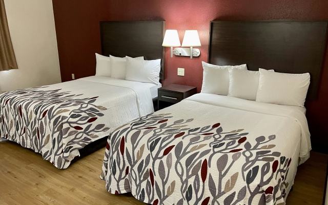 photo 5 of Red Roof Inn Sandusky - Milan