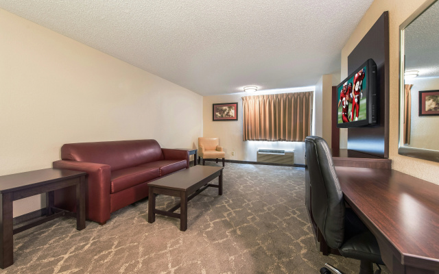 photo 3 of Red Roof Inn Seattle Airport - SEATAC