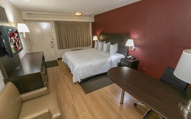 photo 3 of Red Roof Inn PLUS+ St Louis - Forest Park/ Hampton Ave