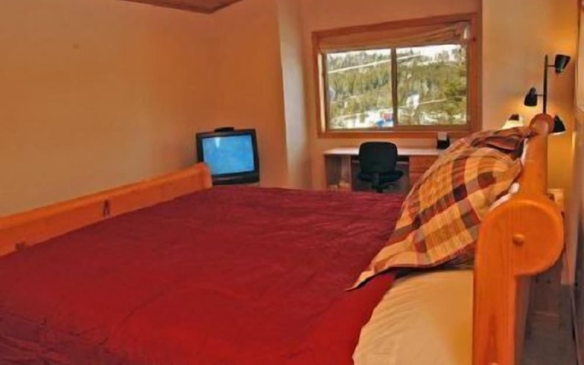photo 2 of Comfortable Stockholm Vista