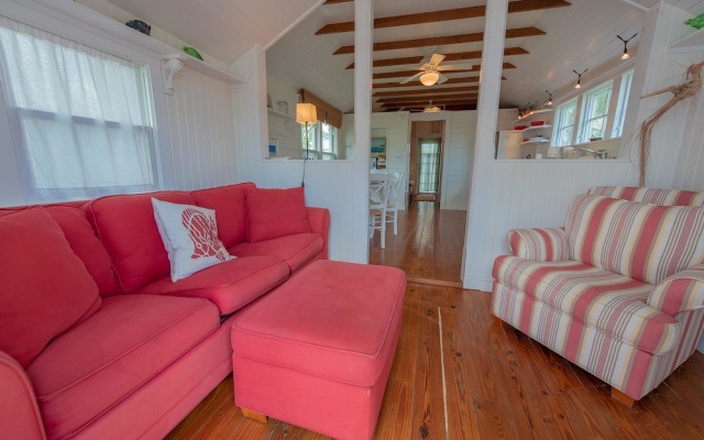 photo 3 of Redfish Cottage Apartment 1