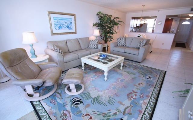 photo 2 of Redington Towers III 3-D
