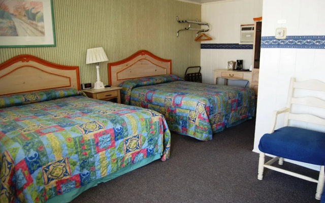 photo 2 of Redwood Motel