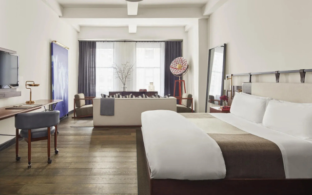photo 3 of Refinery Hotel New York