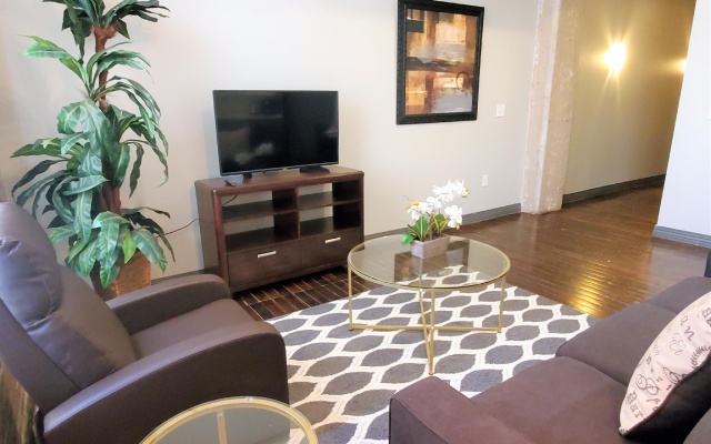 photo 3 of Regal Stays Corporate Apartments – Downtown Dallas