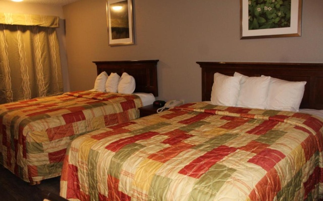 photo 2 of Regency Inn