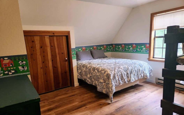 photo 5 of Relax Inn Close to Attractions Galore!
