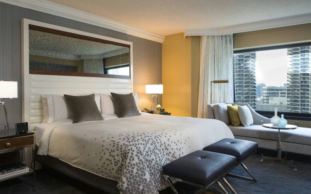 photo 5 of Renaissance Chicago Downtown Hotel