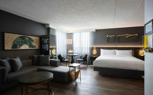 photo 5 of Renaissance Chicago North Shore Hotel