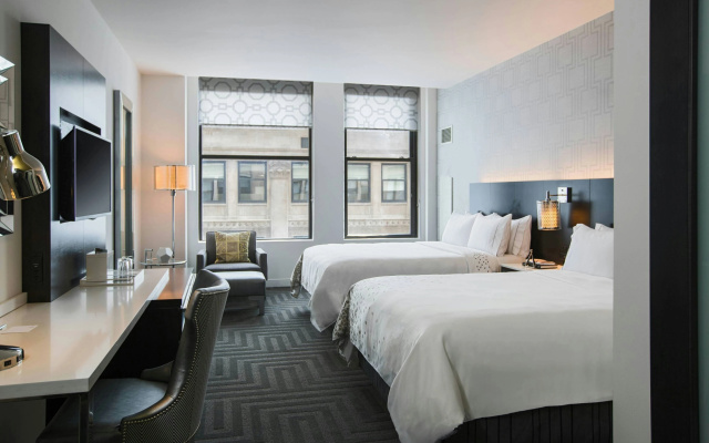 photo 5 of Renaissance Cincinnati Downtown Hotel
