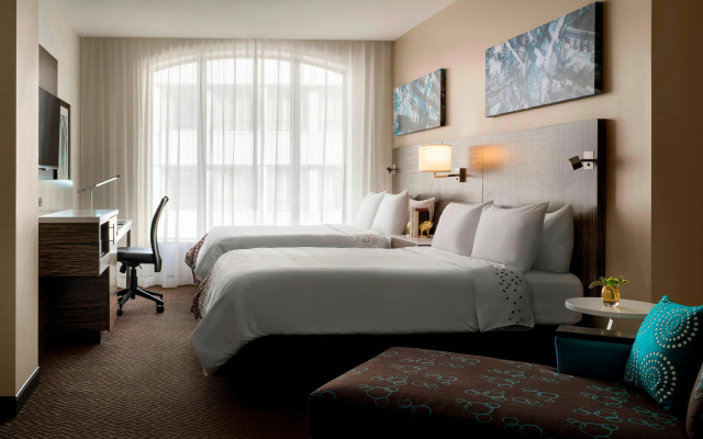 photo 4 of Renaissance Denver Downtown City Center Hotel