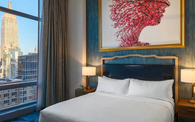 photo 3 of Renaissance New York Chelsea Hotel
