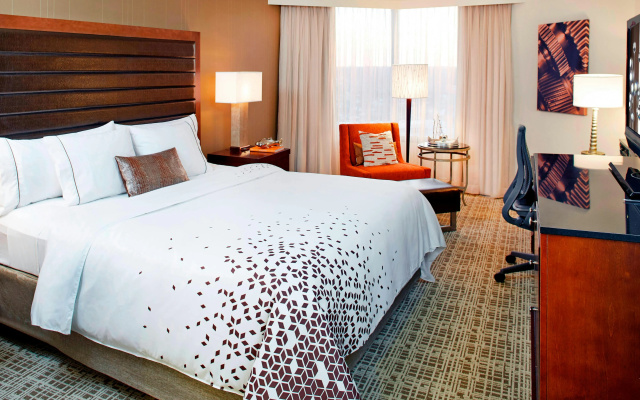 photo 5 of Renaissance St. Louis Airport Hotel