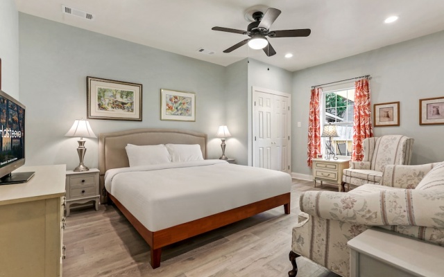 photo 3 of Renovated Historic 4BR House Near Magazine St & Uptown