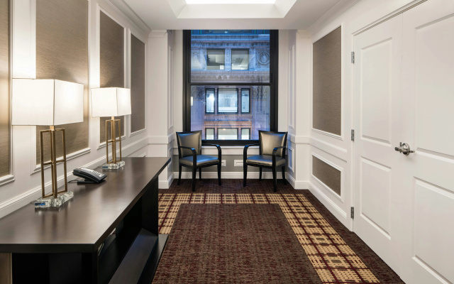 photo 3 of Residence Inn Chicago Downtown/Loop