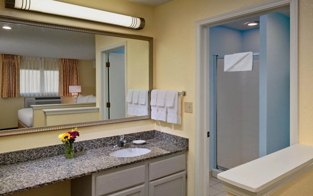photo 4 of Sonesta ES Suites Chicago - Lombard