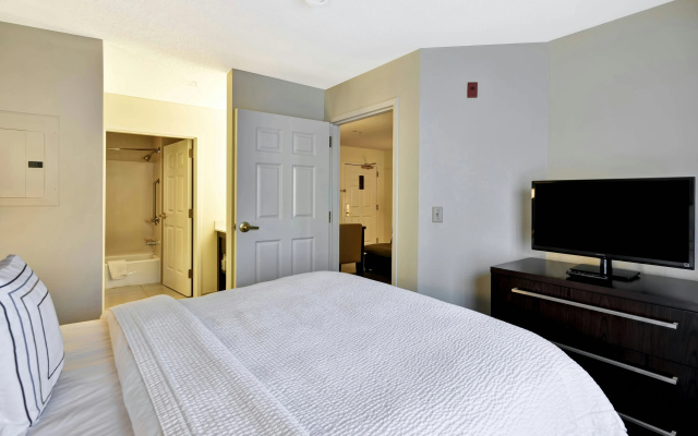 photo 3 of Residence Inn by Marriott Jacksonville Airport