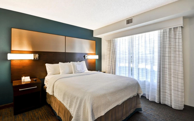 photo 4 of Residence Inn by Marriott Jacksonville Airport