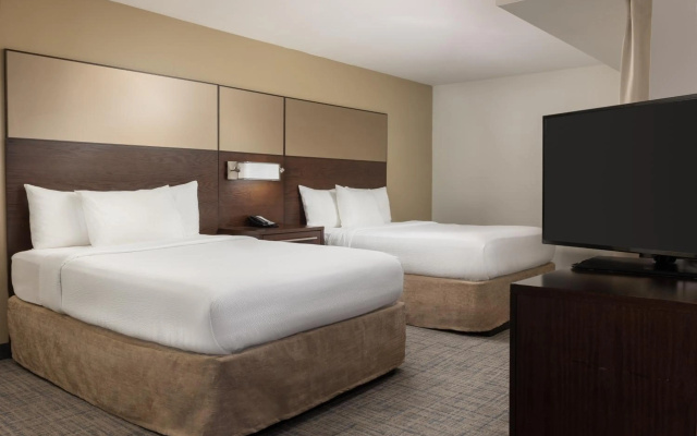photo 2 of Residence Inn by Marriott Kansas City at The Legends