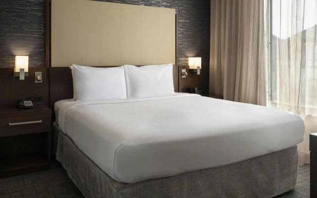 photo 3 of Residence Inn Los Angeles Pasadena/Old Town