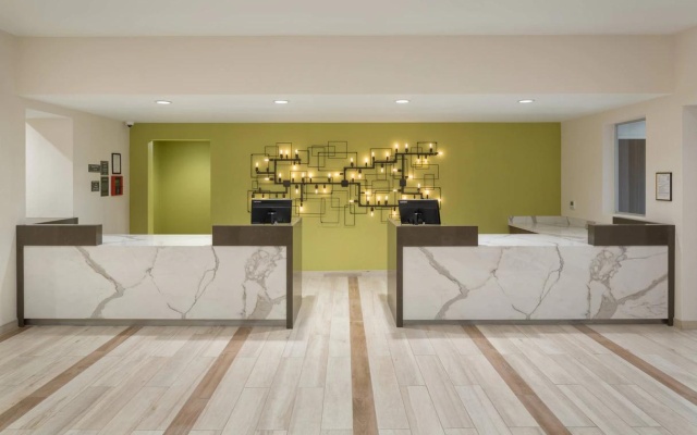 photo 2 of Residence Inn by Marriott Ontario Rancho Cucamonga