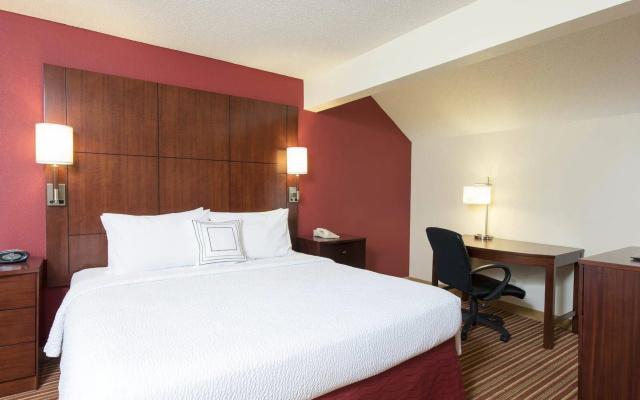 photo 2 of Residence Inn Chicago Deerfield