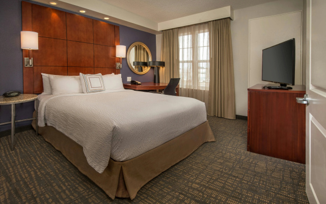 photo 3 of Residence Inn by Marriott Dulles Airport At Dulles 28 Centre