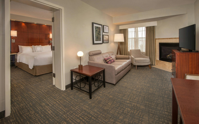 photo 4 of Residence Inn by Marriott Dulles Airport At Dulles 28 Centre