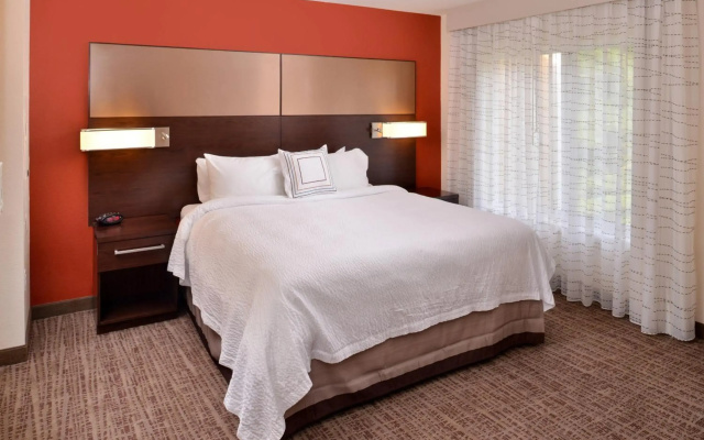 photo 2 of Residence Inn East Lansing