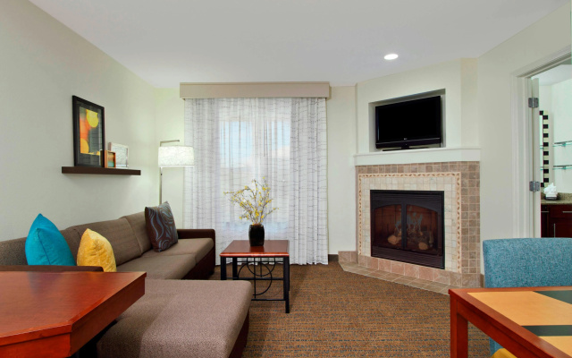 photo 3 of Residence Inn Phoenix Glendale Sports & Entertainment District