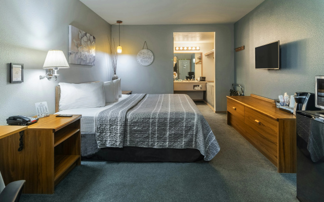 photo 3 of Resort City Inn Coeur d'Alene