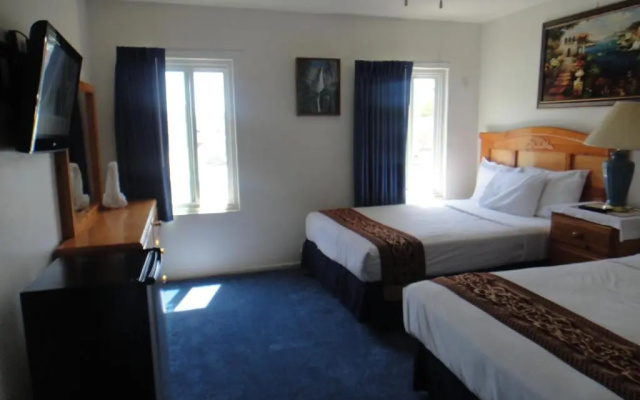 photo 2 of Rest Haven Motel