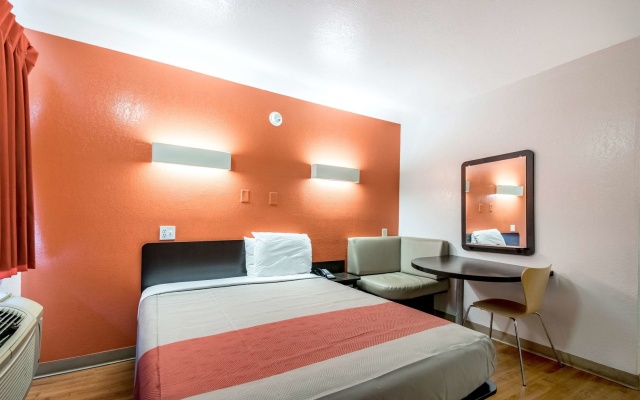 photo 3 of Rest Inn