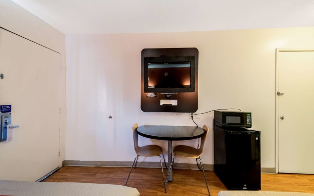 photo 4 of Rest Inn