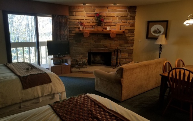 photo 4 of Rib Mountain Inn