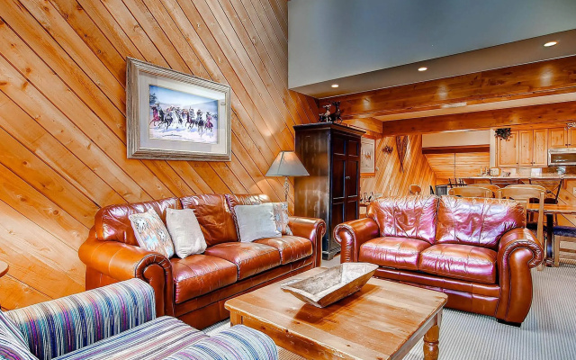 photo 4 of Ridgepoint Townhomes by East West Hospitality