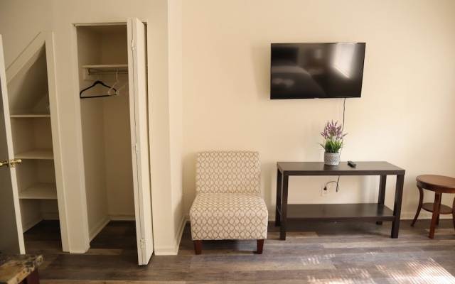 photo 3 of Rittenhouse Suites