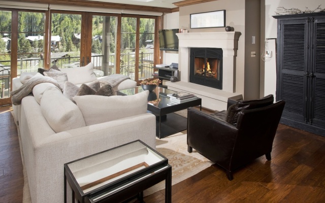 photo 5 of The Ritz-Carlton Residences by Berkshire Hathaway HomeServices
