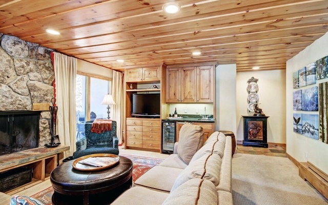photo 3 of Riva Ridge 3Br C620
