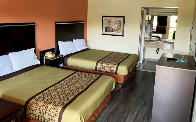 photo 3 of Rivera Inn & Suites Motel Pico Rivera