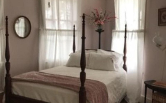 photo 5 of Riverboat Bed & Breakfast