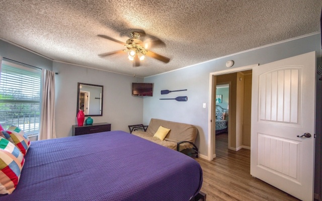 photo 5 of Riverpalooza Rrc A305 2 Bedroom Condo by RedAwning